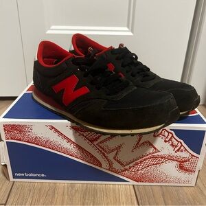 New Balance 420 Sneakers